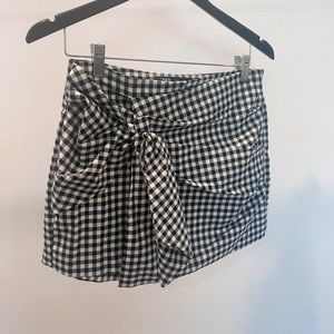 Zara Knotted Gingham Skort